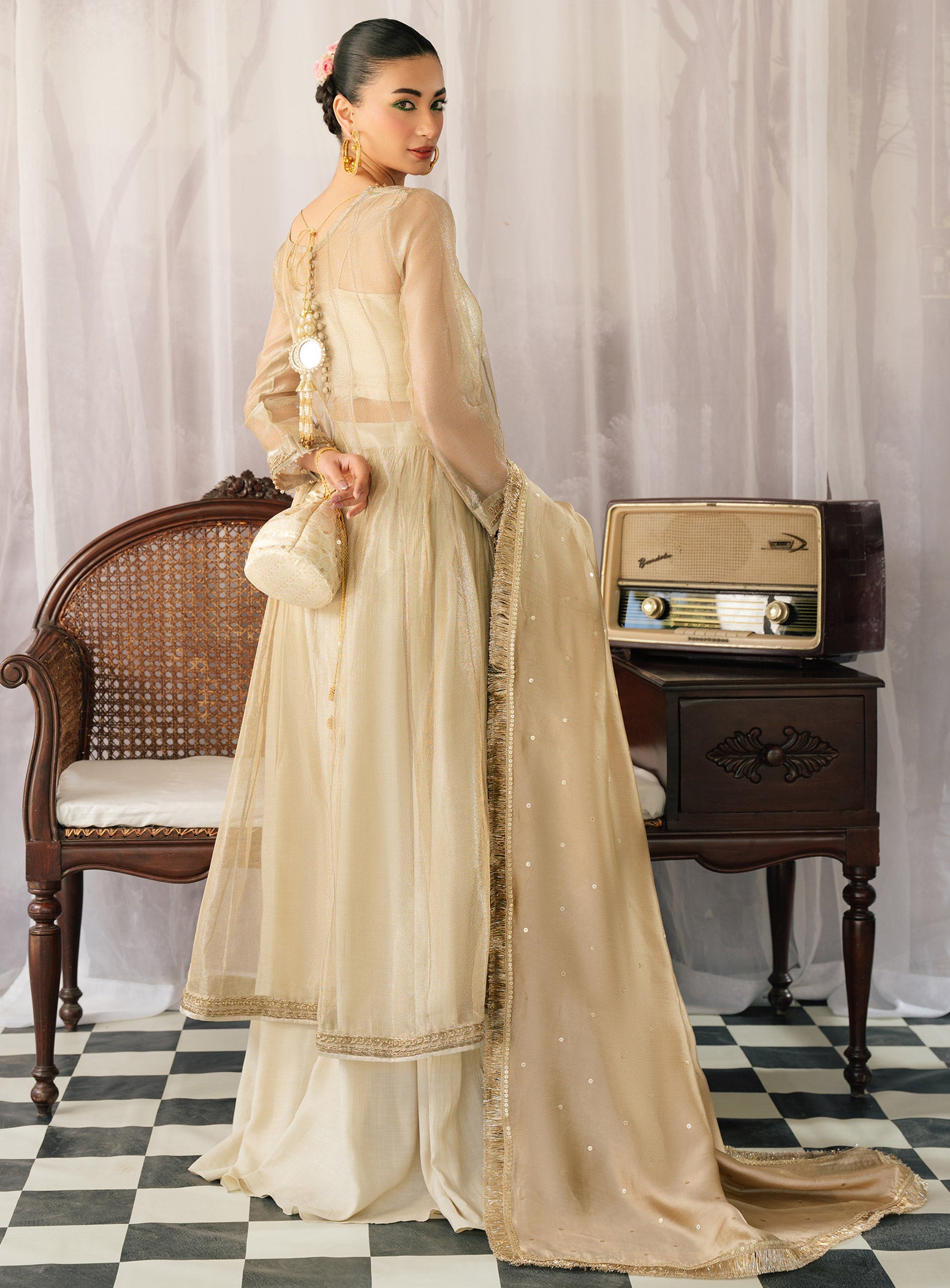Roshna